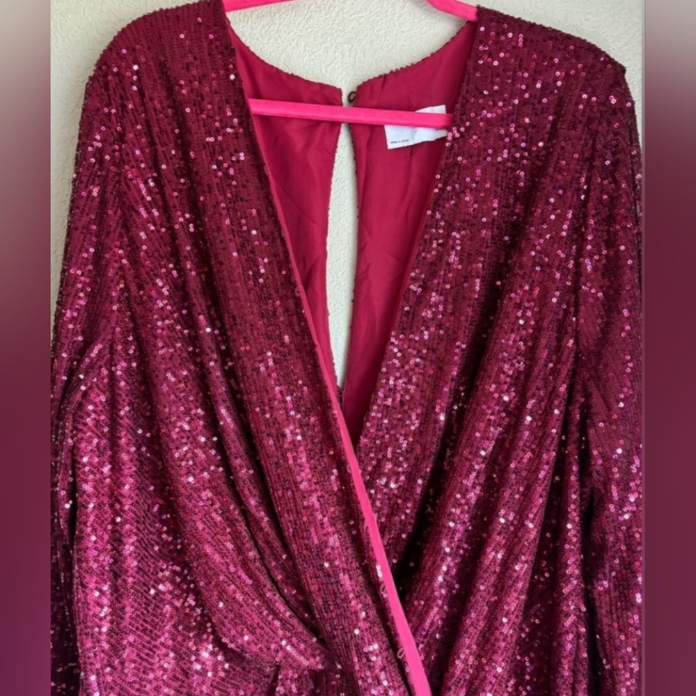 ASOS Curve Burgundy Sequin 3/4 Sleeve Wrap Midi Cocktail Dress - Picture 3 of 6